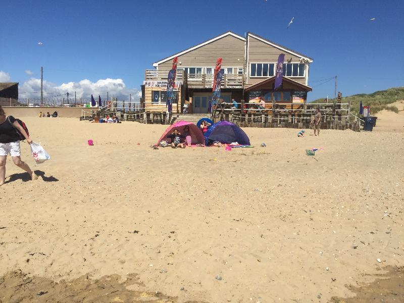 Schönes, modernes Ferienhaus in Strandnähe mit sehr netter und kompetenter Betreuung in einer wunderschönen Gegend.