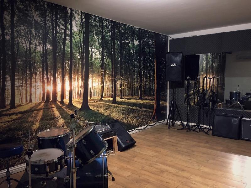 A new life to our music studio room