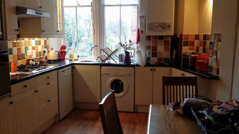 Great Apartment , ...Easy reach to Edinburgh centre.