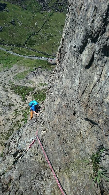 Skilled, professional and sociable mountain instructors!