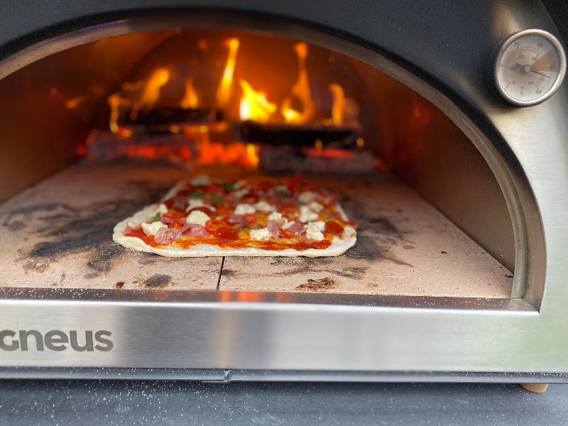 Excellent 5* Service and Pizza Oven!