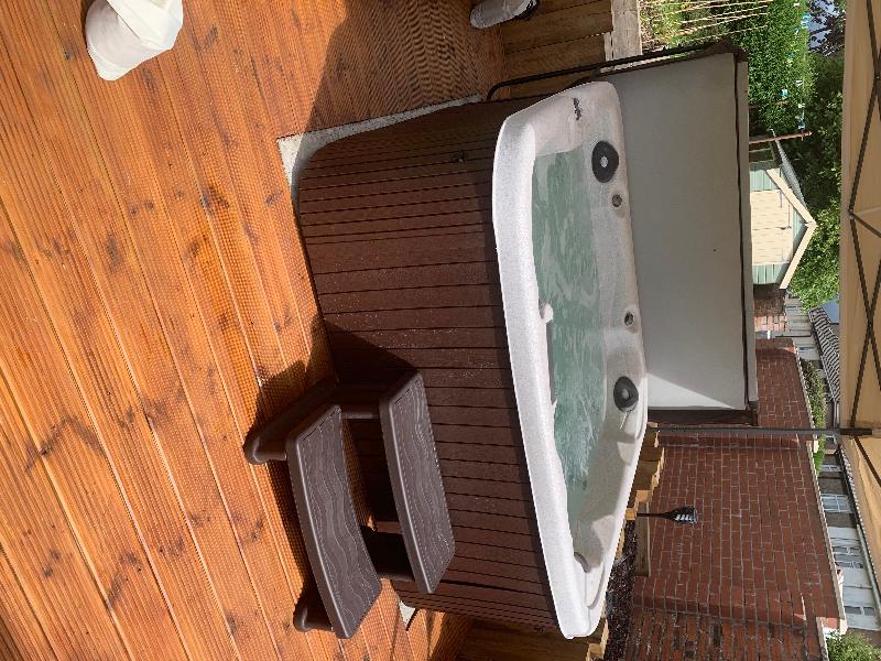 Remarkably stress free purchase of our first hot tub