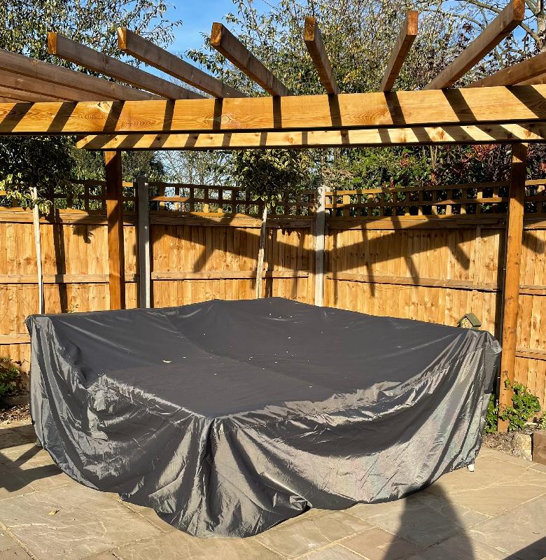 Very good outdoor furniture cover