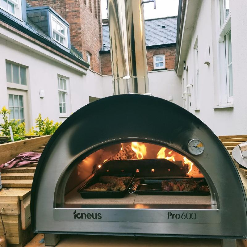 Awesome Pizza Oven and Good Quality