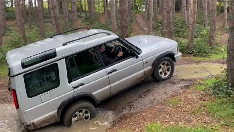 Fantastic 4x4 off-road driving experience