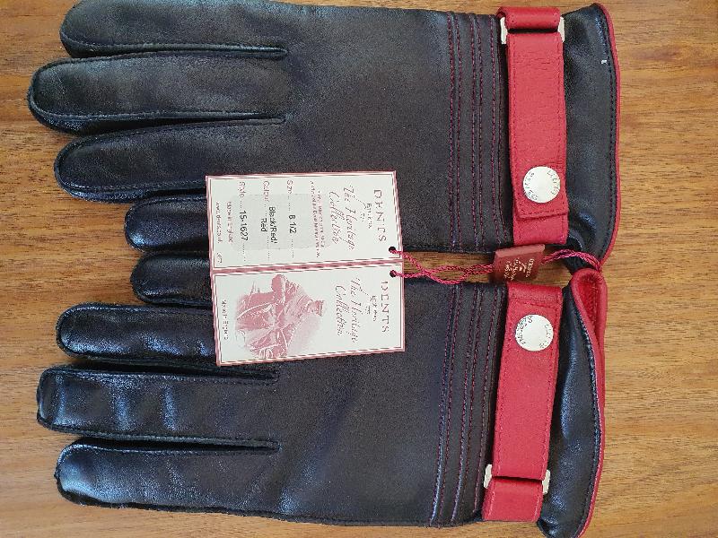 Good gloves - but wrong colour