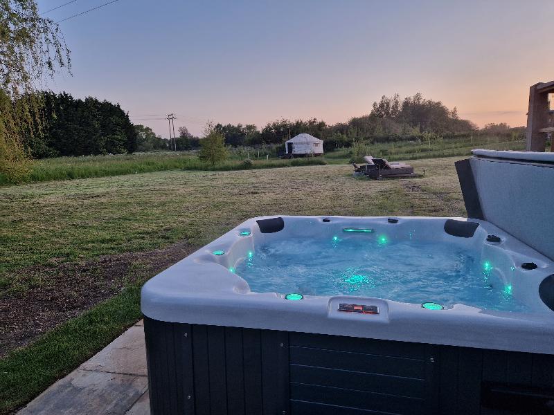 Great customer service and fabulous Hot Tub