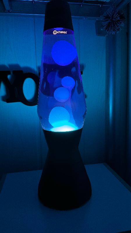 Super lampe mais souci avec le socle du support d’ampoule en plastique.