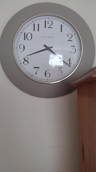 My Quartz wall clock in the colour Store