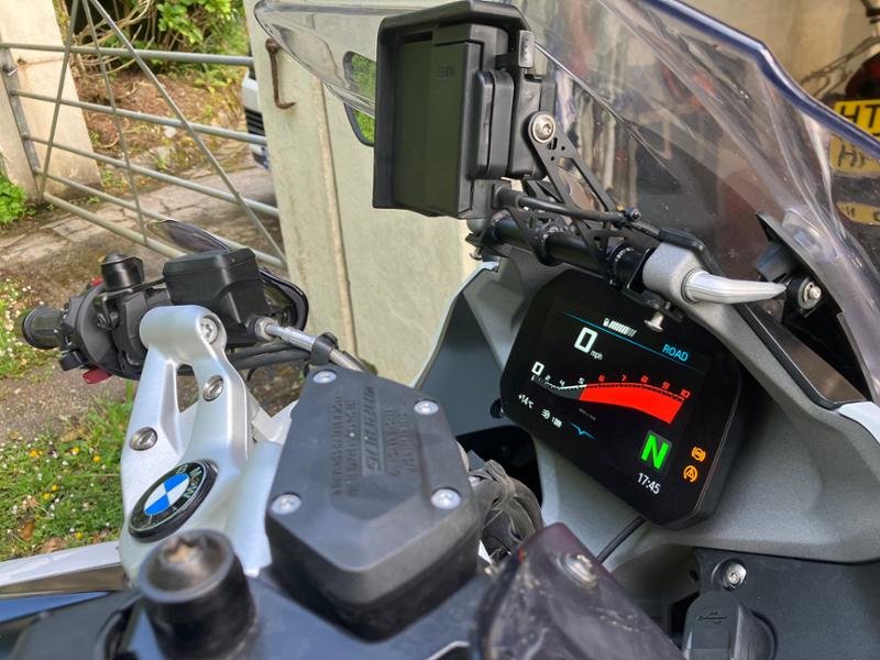 Raised Navigation Mount for BMW R1250RS