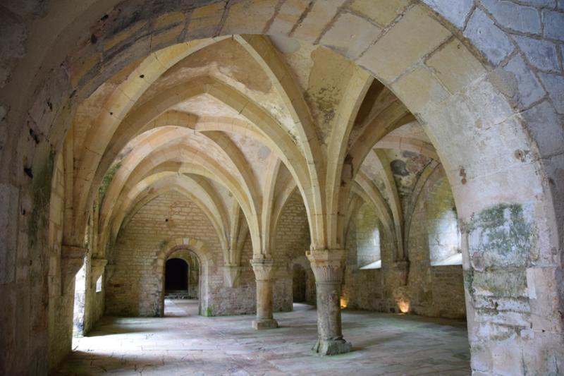 Magical time on the canals of Burgundy