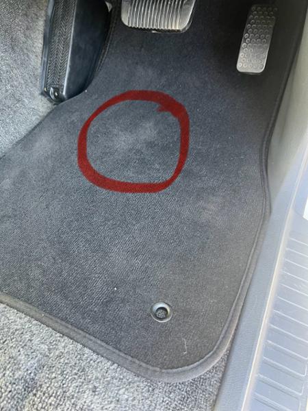 Little disappointing with drivers side mat