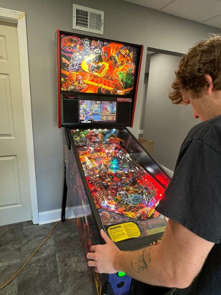 Deadpool Pro Pinball Machine by Stern