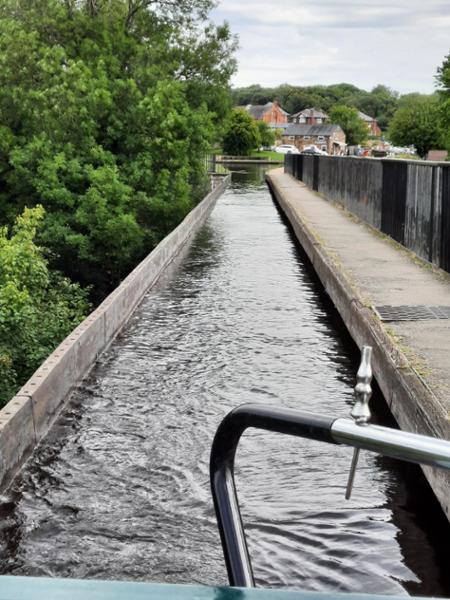 A fantastic introduction to holidaying on a narrowboat.