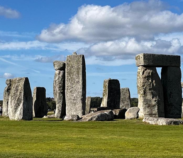 Memorable Oxford , Windsor & Stonehenge 1 day Trip