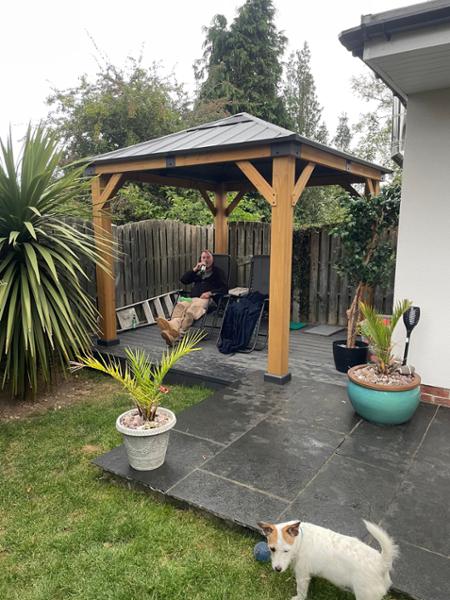 Rapi Deluxe Gazebo Cedar Wood 2.7 x 2.7M | Qubox