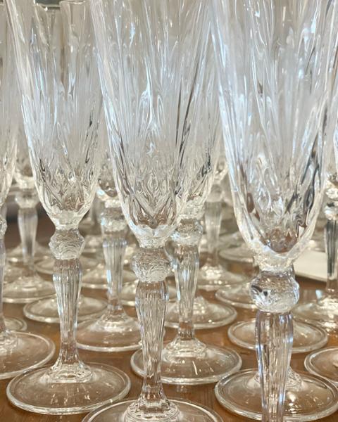 The most elegant champagne flutes