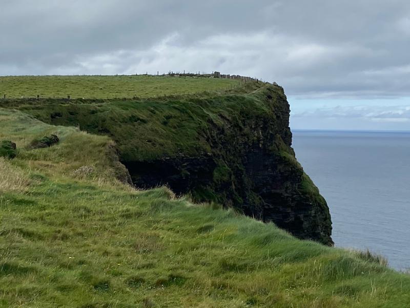 Country Roads of Ireland End Dublin